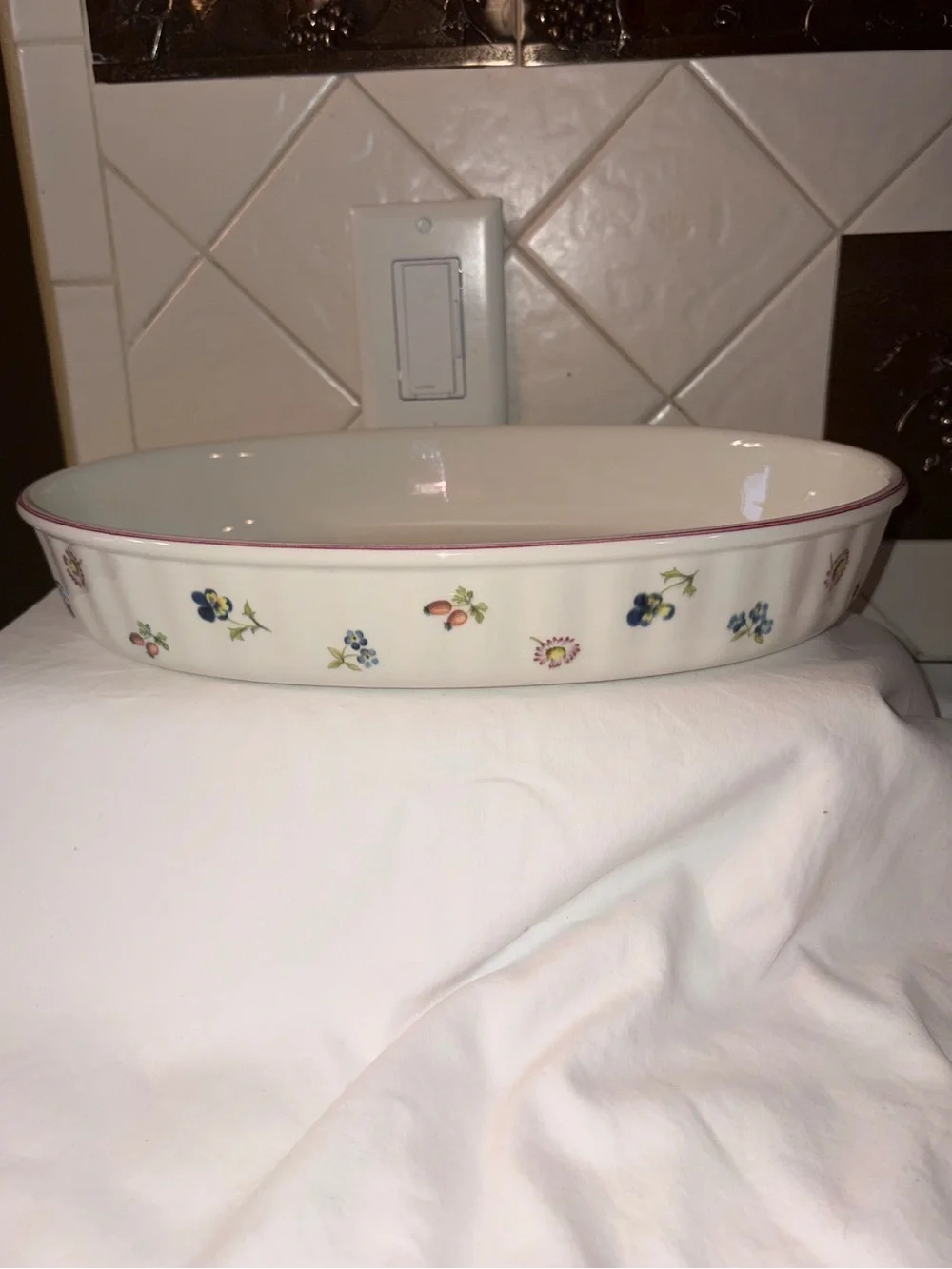 Vtg Villeroy & Boch 13” Petite Fleur Oval Baking dish Floral Casserole